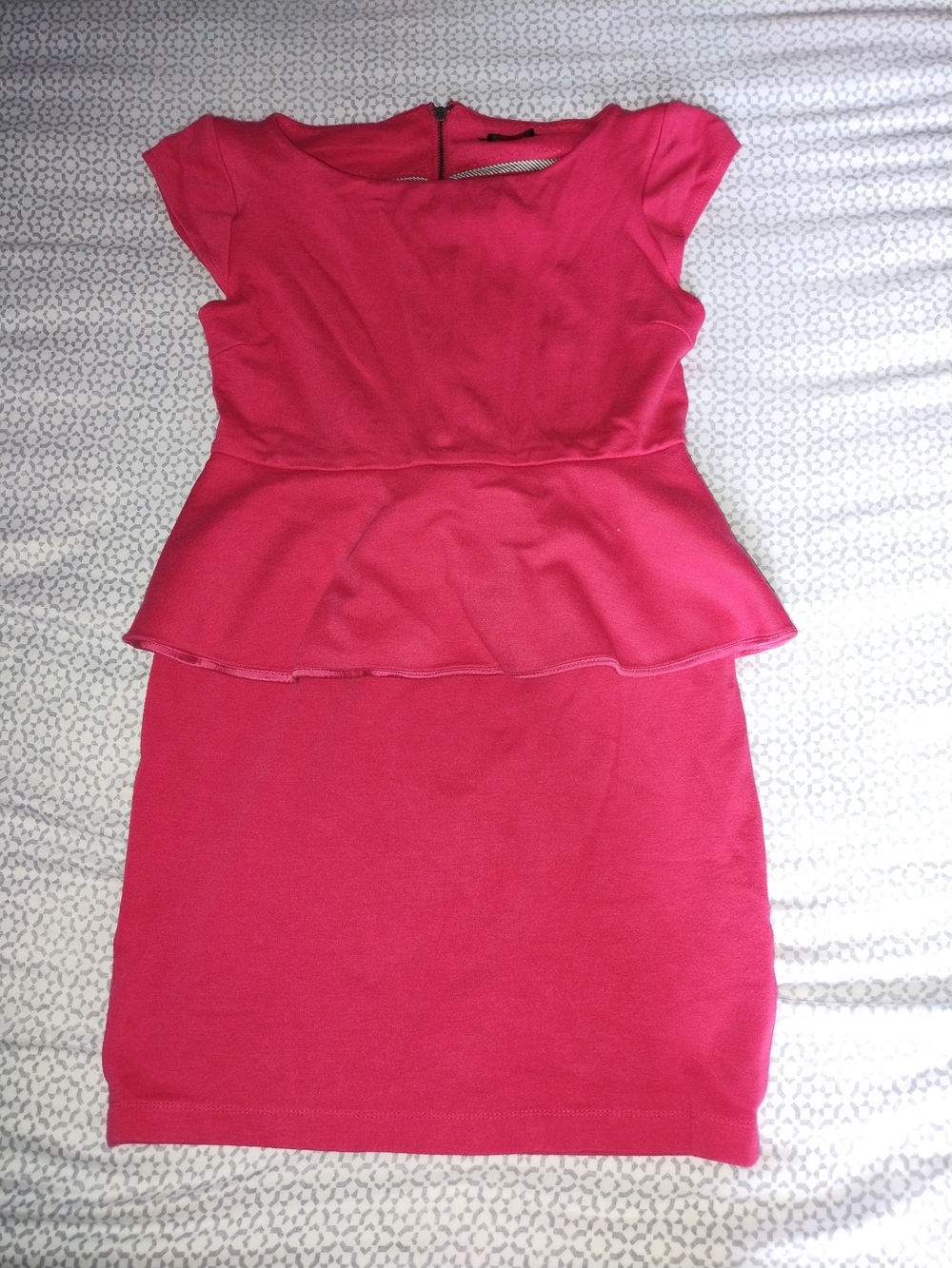 Alice + Olivia Fuchsia Peplum Midi Dress